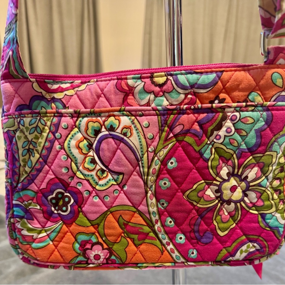 Vera Bradley Hipster - Picture 4 of 6